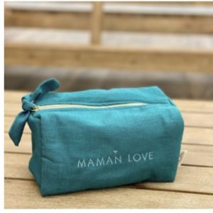 Trousse lin brodée " Maman Love" bleue turquoise